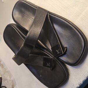 Louis Vuitton Monogram Thong Sandals - Shoes - LOU118280 | The RealReal